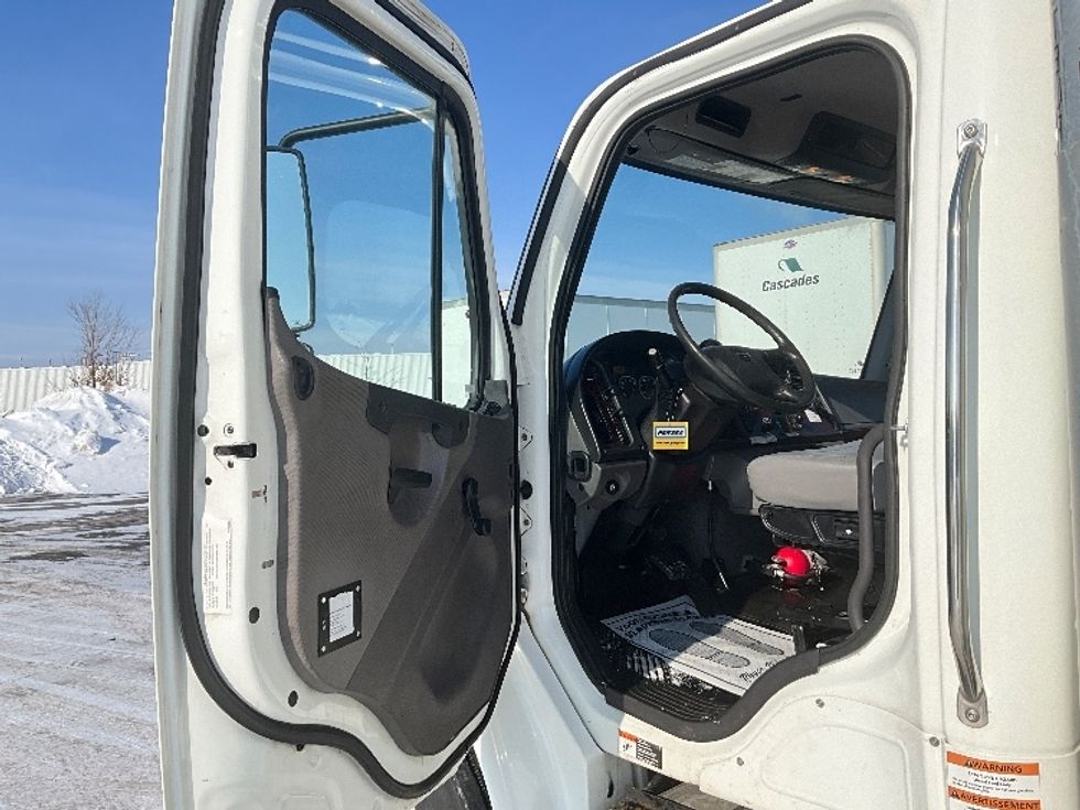 Medium Duty Box Truck-Light and Medium Duty Trucks-Freightliner-2020-M2-Cambridge-ON-182,282\n\t\tkm-$ 80,000 - Image 16
