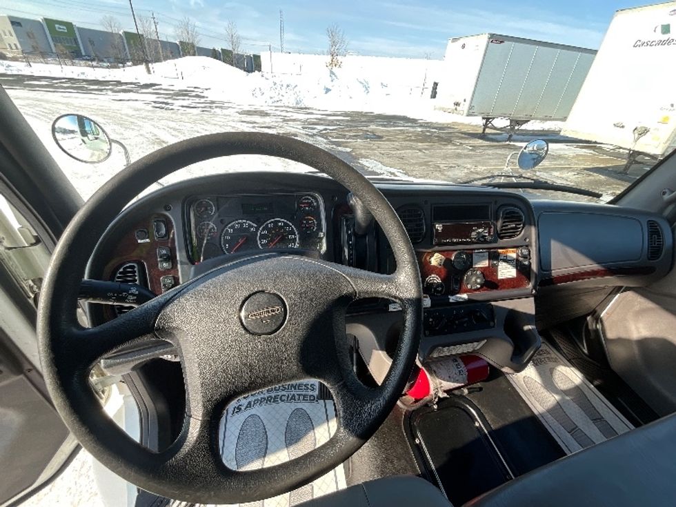 Medium Duty Box Truck-Light and Medium Duty Trucks-Freightliner-2020-M2-Cambridge-ON-182,282\n\t\tkm-$ 80,000 - Image 18