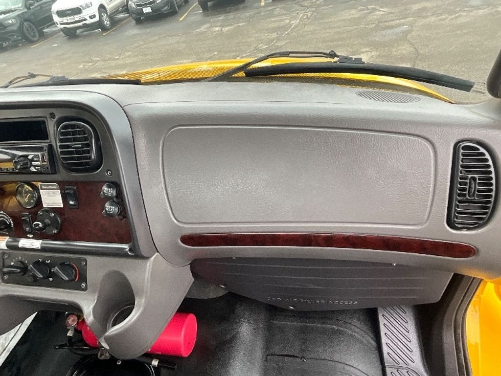 Medium Duty Box Truck-Light and Medium Duty Trucks-Freightliner-2020-M2-Cambridge-ON-190,850\n\t\tkm-$ 64,500 - Image 21