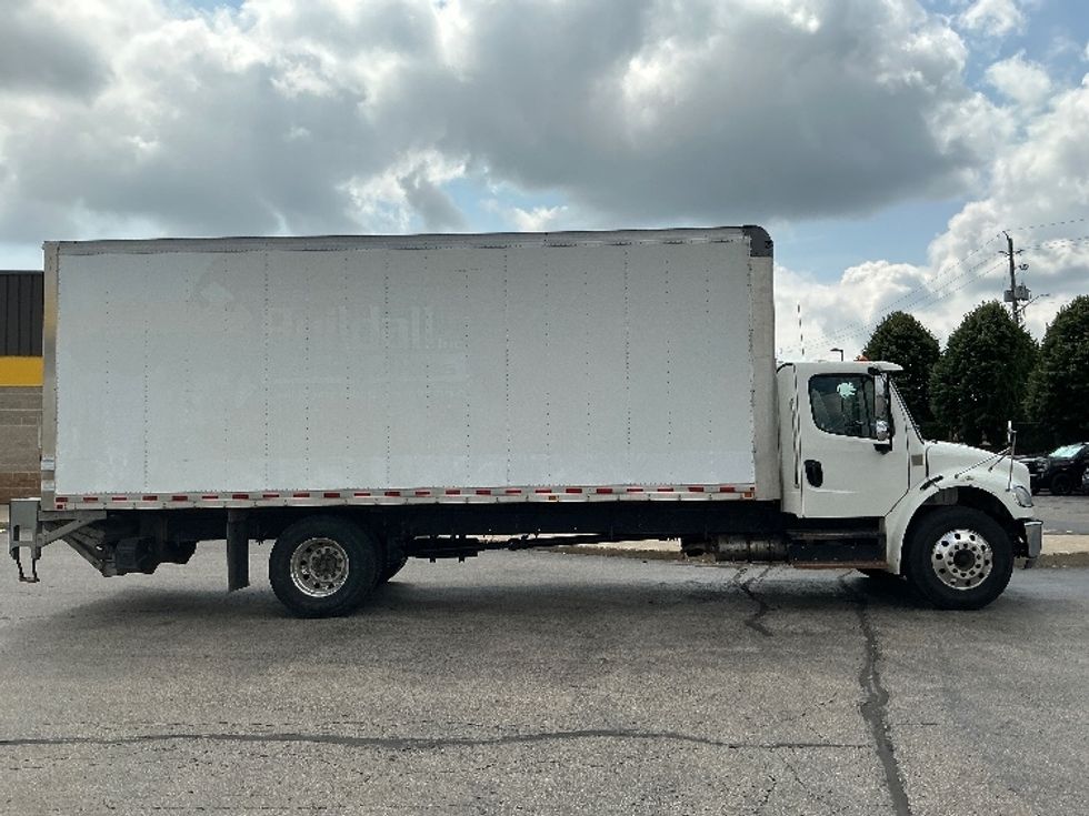 Medium Duty Box Truck-Light and Medium Duty Trucks-Freightliner-2020-M2-Cambridge-ON-193,265\n\t\tkm-$ 78,750 - Image 15