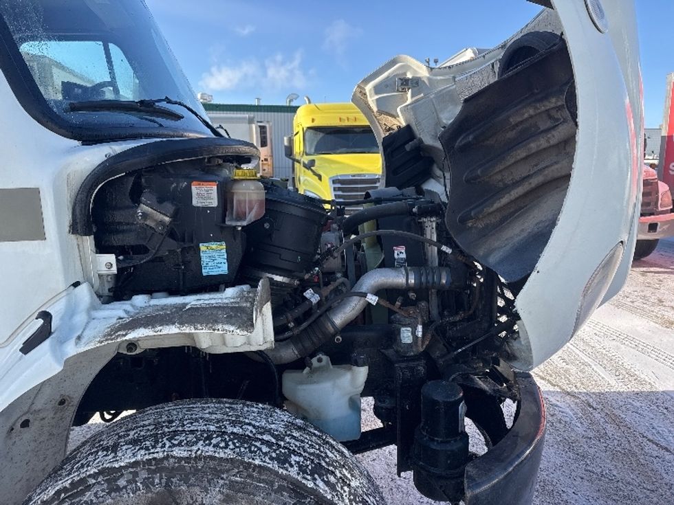 Medium Duty Box Truck-Light and Medium Duty Trucks-Freightliner-2020-M2-Cambridge-ON-204,455\n\t\tkm-$ 77,250 - Image 22