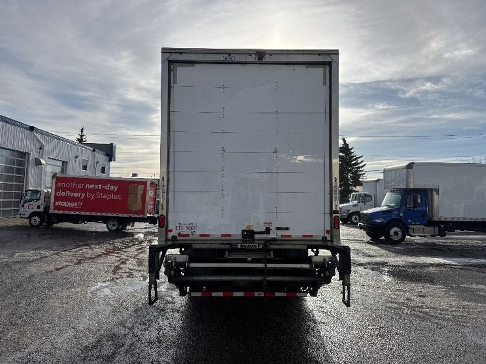 Medium Duty Box Truck-Light and Medium Duty Trucks-Freightliner-2020-M2-Cambridge-ON-204,455\n\t\tkm-$ 77,250 - Image 7