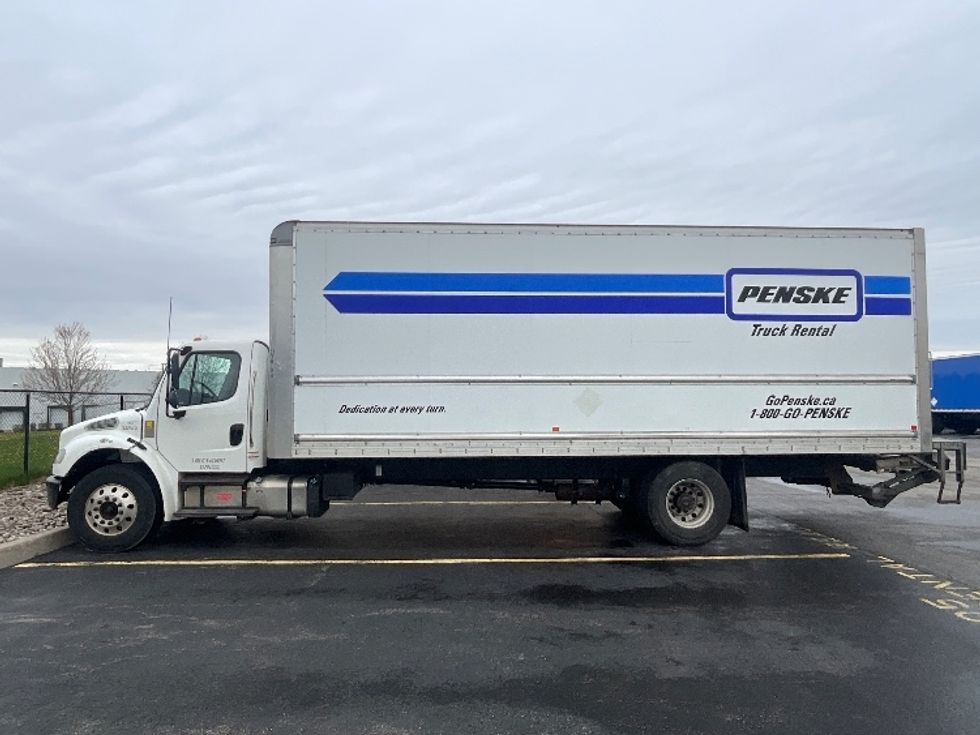 Medium Duty Box Truck-Light and Medium Duty Trucks-Freightliner-2020-M2-Cambridge-ON-307,811\n\t\tkm-$ 65,000 - Image 4