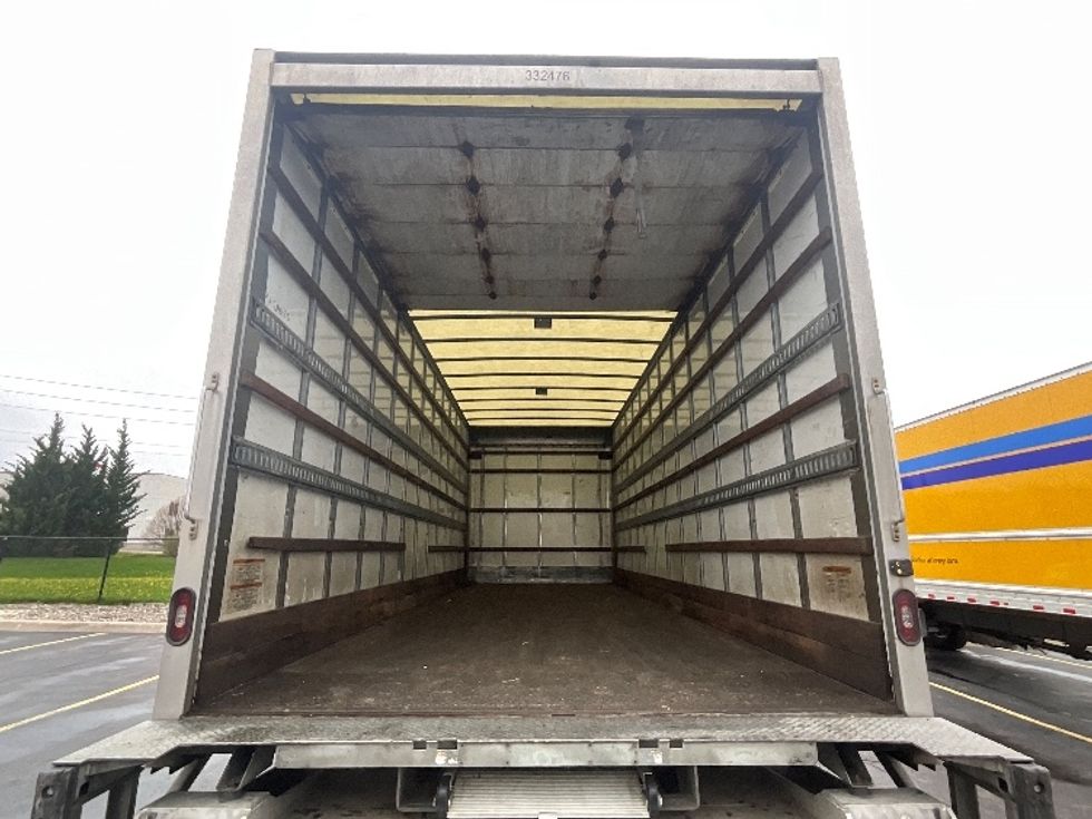 Medium Duty Box Truck-Light and Medium Duty Trucks-Freightliner-2020-M2-Cambridge-ON-307,811\n\t\tkm-$ 65,000 - Image 8
