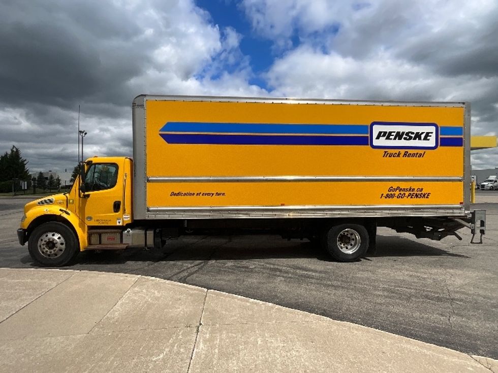 Medium Duty Box Truck-Light and Medium Duty Trucks-Freightliner-2020-M2-Cambridge-ON-317,252\n\t\tkm-$ 57,750 - Image 4