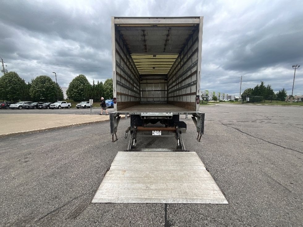 Medium Duty Box Truck-Light and Medium Duty Trucks-Freightliner-2020-M2-Cambridge-ON-317,252\n\t\tkm-$ 57,750 - Image 9