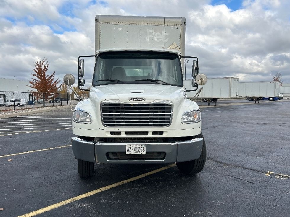 Medium Duty Box Truck-Light and Medium Duty Trucks-Freightliner-2020-M2-Cambridge-ON-425,553\n\t\tkm-$ 66,000 - Image 2