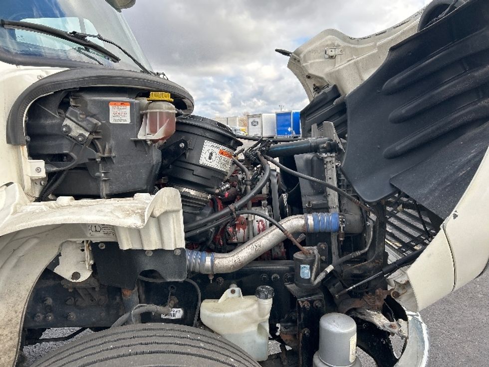 Medium Duty Box Truck-Light and Medium Duty Trucks-Freightliner-2020-M2-Cambridge-ON-425,553\n\t\tkm-$ 66,000 - Image 22