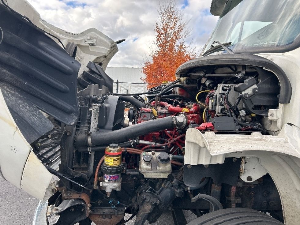 Medium Duty Box Truck-Light and Medium Duty Trucks-Freightliner-2020-M2-Cambridge-ON-425,553\n\t\tkm-$ 66,000 - Image 23