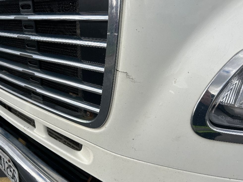 Medium Duty Box Truck-Light and Medium Duty Trucks-Freightliner-2020-M2-Cambridge-ON-425,553\n\t\tkm-$ 66,000 - Image 27