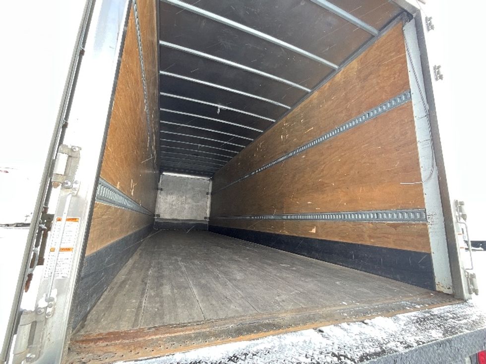 Medium Duty Box Truck-Light and Medium Duty Trucks-Freightliner-2020-M2-Cambridge-ON-457,502\n\t\tkm-$ 32,250 - Image 11