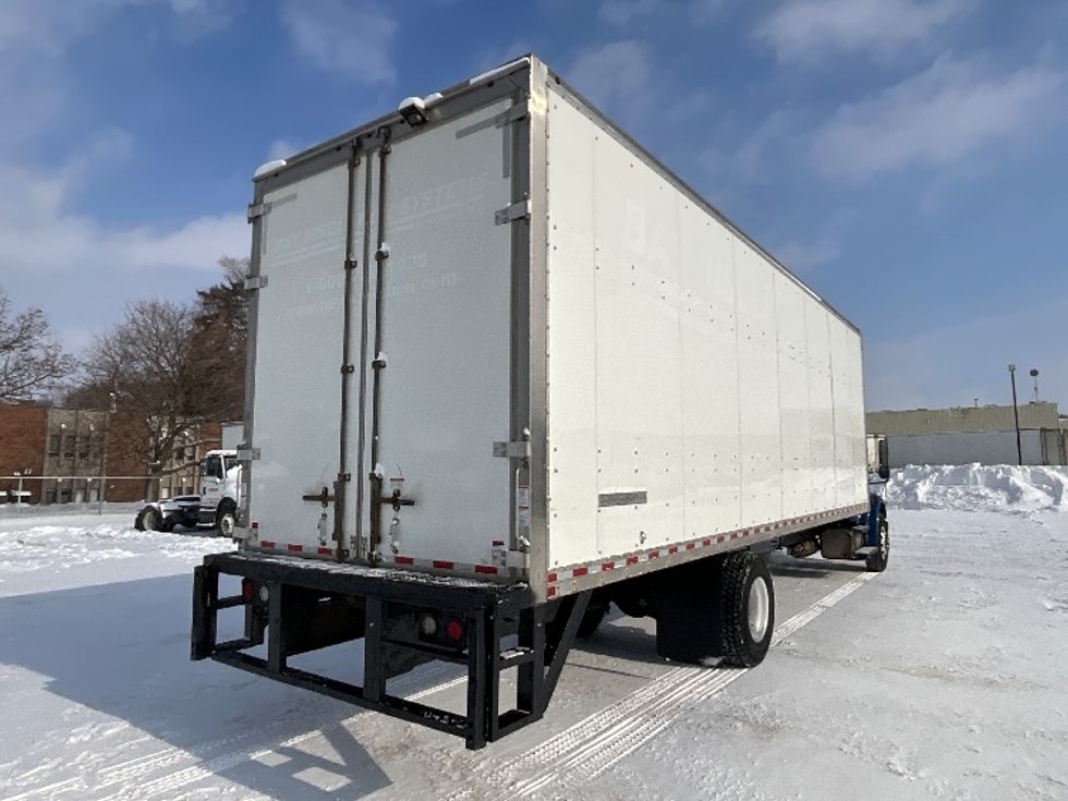 Medium Duty Box Truck-Light and Medium Duty Trucks-Freightliner-2020-M2-Cambridge-ON-457,502\n\t\tkm-$ 32,250 - Image 12