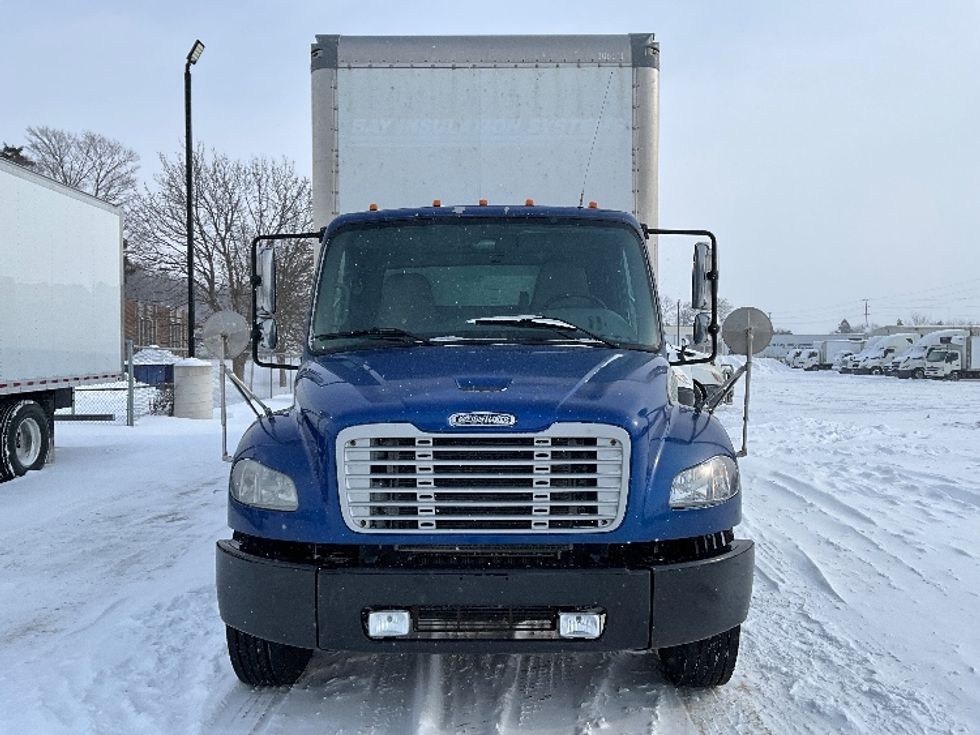Medium Duty Box Truck-Light and Medium Duty Trucks-Freightliner-2020-M2-Cambridge-ON-457,502\n\t\tkm-$ 32,250 - Image 2