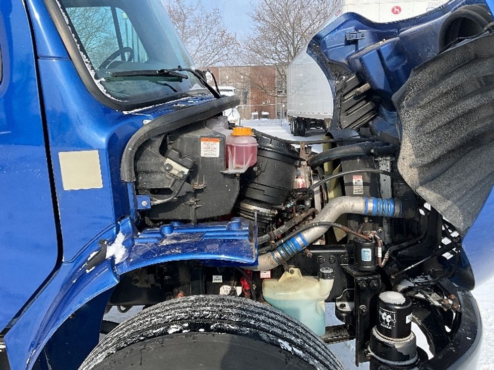 Medium Duty Box Truck-Light and Medium Duty Trucks-Freightliner-2020-M2-Cambridge-ON-457,502\n\t\tkm-$ 32,250 - Image 22