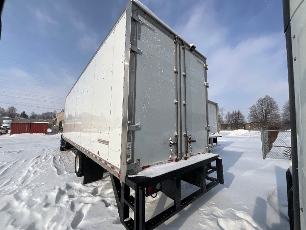 Medium Duty Box Truck-Light and Medium Duty Trucks-Freightliner-2020-M2-Cambridge-ON-457,502\n\t\tkm-$ 32,250 - Image 6