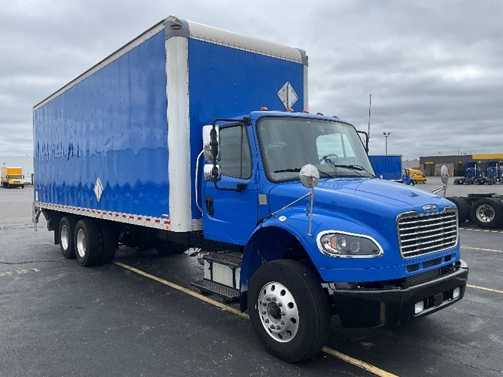 Medium Duty Box Truck-Light and Medium Duty Trucks-Freightliner-2020-M2-Cambridge-ON-458,598\n\t\tkm-$ 57,750 - Image 1