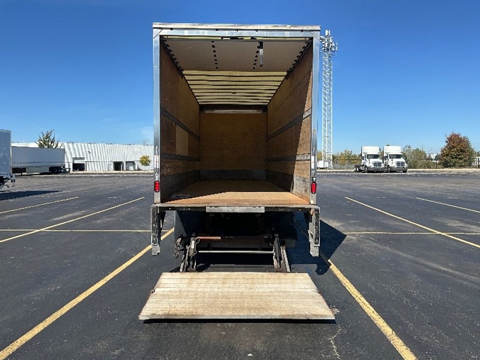Medium Duty Box Truck-Light and Medium Duty Trucks-Freightliner-2020-M2-Cambridge-ON-556,920\n\t\tkm-$ 44,500 - Image 9