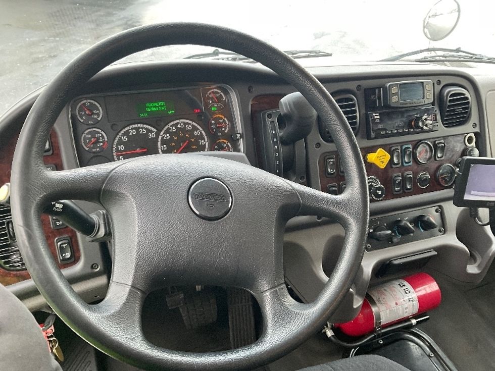 Medium Duty Box Truck-Light and Medium Duty Trucks-Freightliner-2020-M2-Canton-OH-157,767\n\t\tmiles-$ 56,000 - Image 16