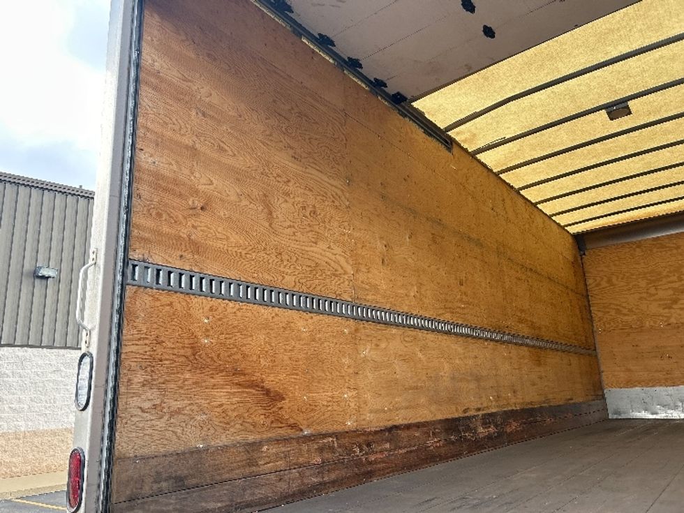 Medium Duty Box Truck-Light and Medium Duty Trucks-Freightliner-2020-M2-Canton-OH-30,933\n\t\tmiles-$ 64,500 - Image 11