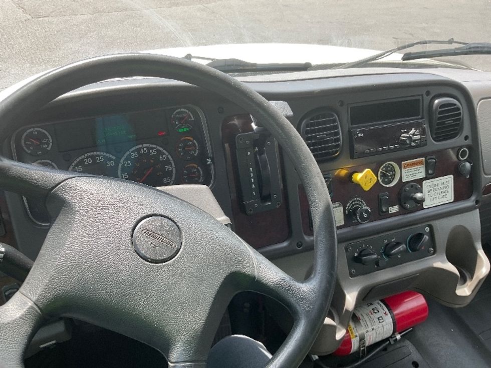 Medium Duty Box Truck-Light and Medium Duty Trucks-Freightliner-2020-M2-Capitol Heights-MD-212,989\n\t\tmiles-$ 43,750 - Image 17