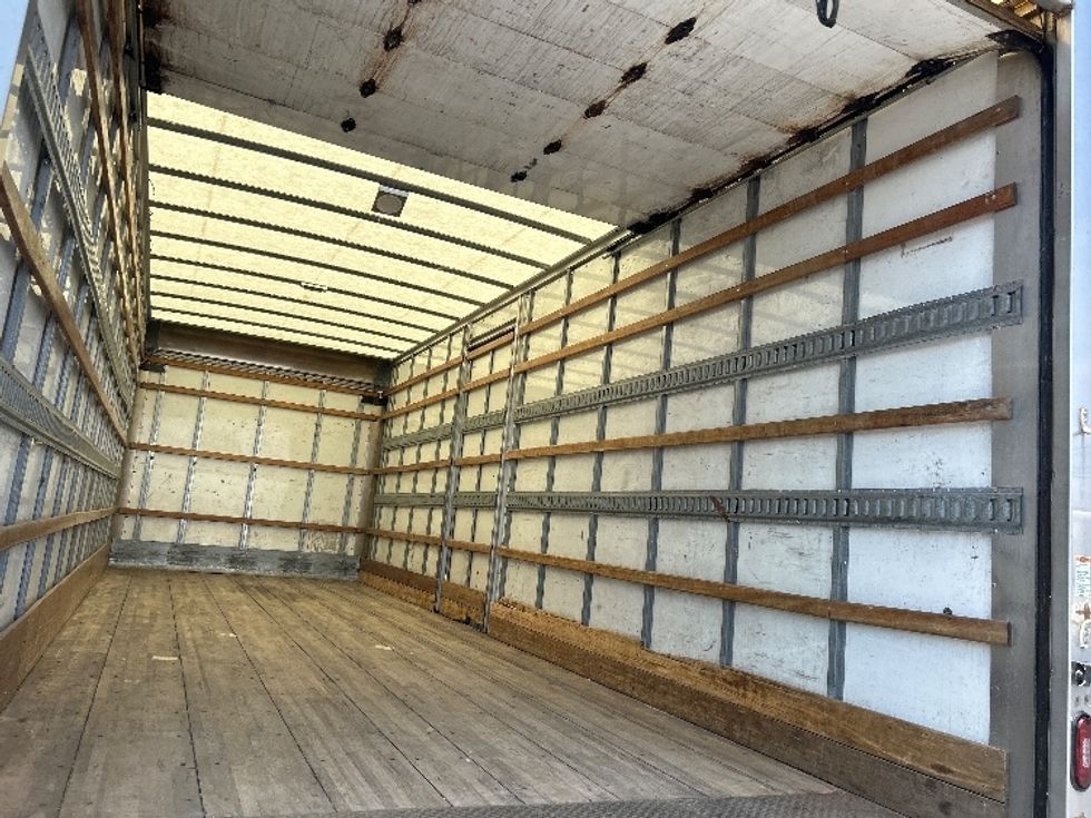 Medium Duty Box Truck-Light and Medium Duty Trucks-Freightliner-2020-M2-Carlisle-PA-186,502\n\t\tmiles-$ 49,750 - Image 12