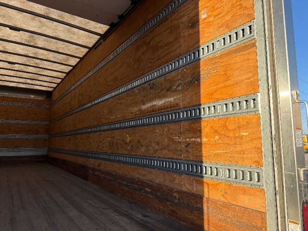 Medium Duty Box Truck-Light and Medium Duty Trucks-Freightliner-2020-M2-Carrollton-TX-130,584\n\t\tmiles-$ 62,500 - Image 12