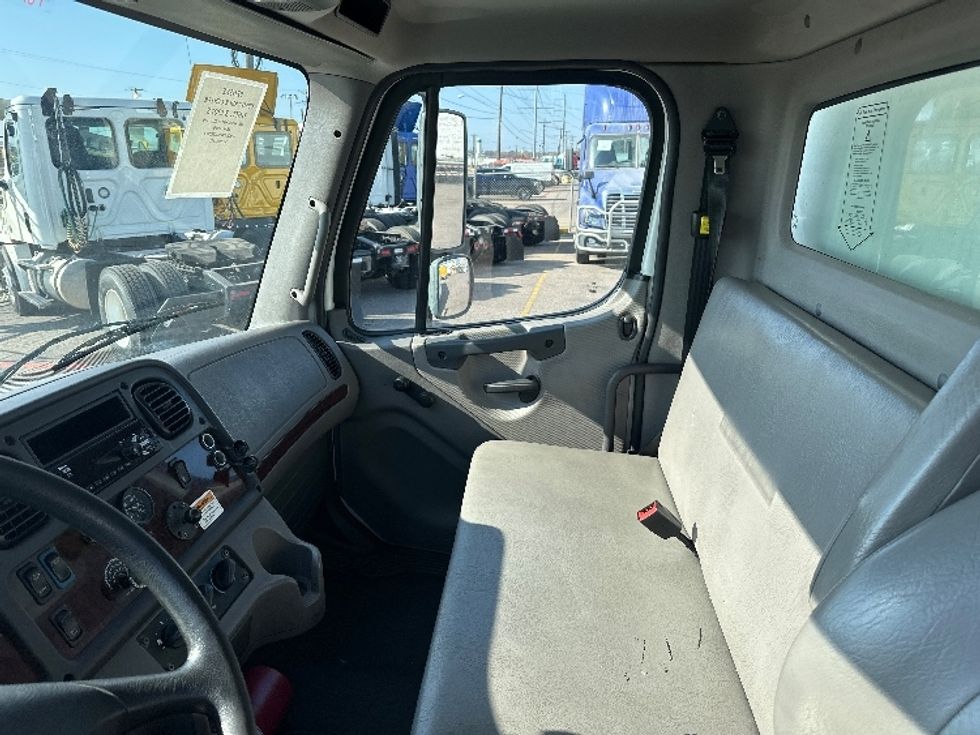 Medium Duty Box Truck-Light and Medium Duty Trucks-Freightliner-2020-M2-Carrollton-TX-152,932\n\t\tmiles-$ 54,750 - Image 18