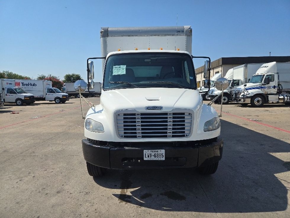 Medium Duty Box Truck-Light and Medium Duty Trucks-Freightliner-2020-M2-Carrollton-TX-153,116\n\t\tmiles-$ 56,500 - Image 2