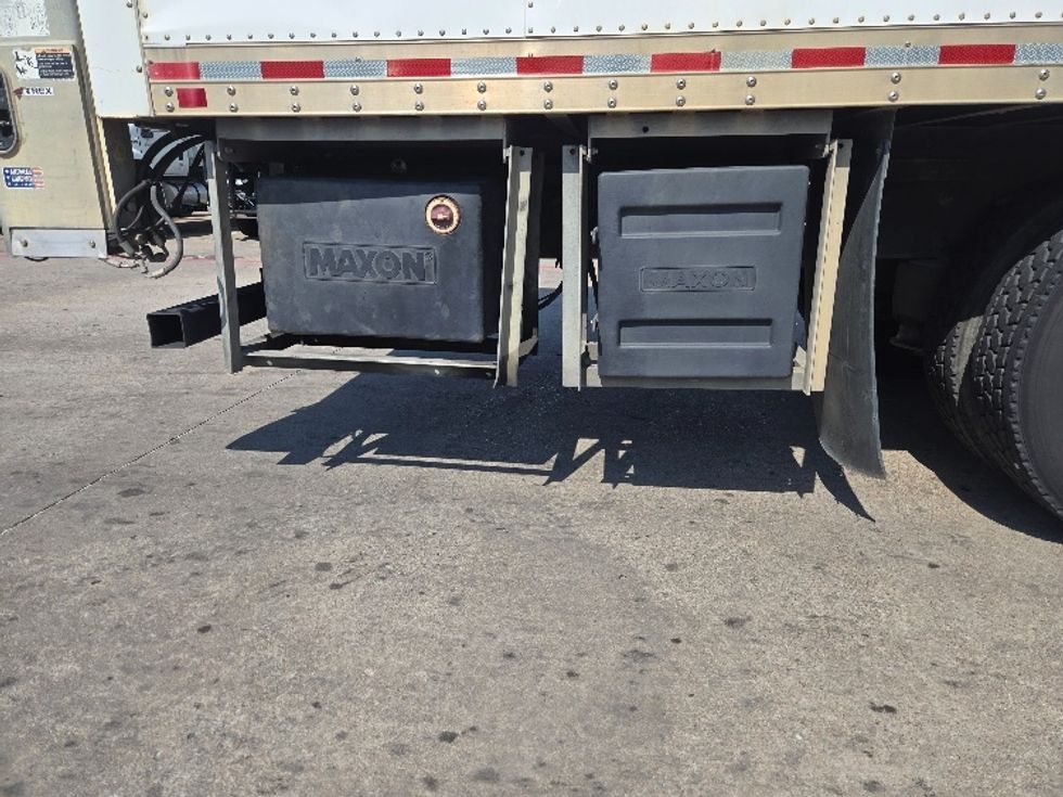 Medium Duty Box Truck-Light and Medium Duty Trucks-Freightliner-2020-M2-Carrollton-TX-153,116\n\t\tmiles-$ 56,500 - Image 28