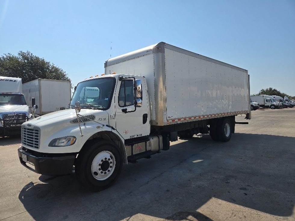Medium Duty Box Truck-Light and Medium Duty Trucks-Freightliner-2020-M2-Carrollton-TX-153,116\n\t\tmiles-$ 56,500 - Image 3