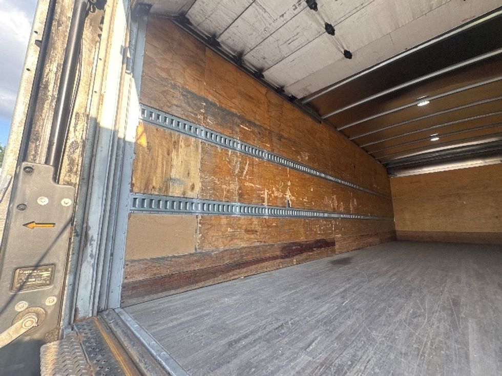 Medium Duty Box Truck-Light and Medium Duty Trucks-Freightliner-2020-M2-Carrollton-TX-181,593\n\t\tmiles-$ 52,250 - Image 11
