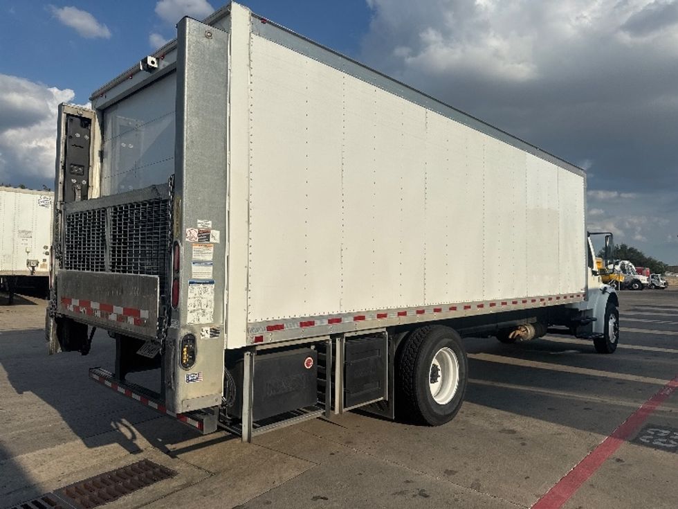 Medium Duty Box Truck-Light and Medium Duty Trucks-Freightliner-2020-M2-Carrollton-TX-181,593\n\t\tmiles-$ 52,250 - Image 13