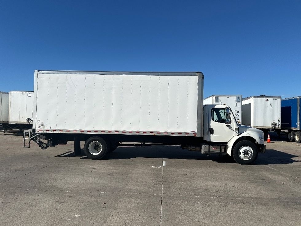 Medium Duty Box Truck-Light and Medium Duty Trucks-Freightliner-2020-M2-Carrollton-TX-54,635\n\t\tmiles-$ 70,750 - Image 15