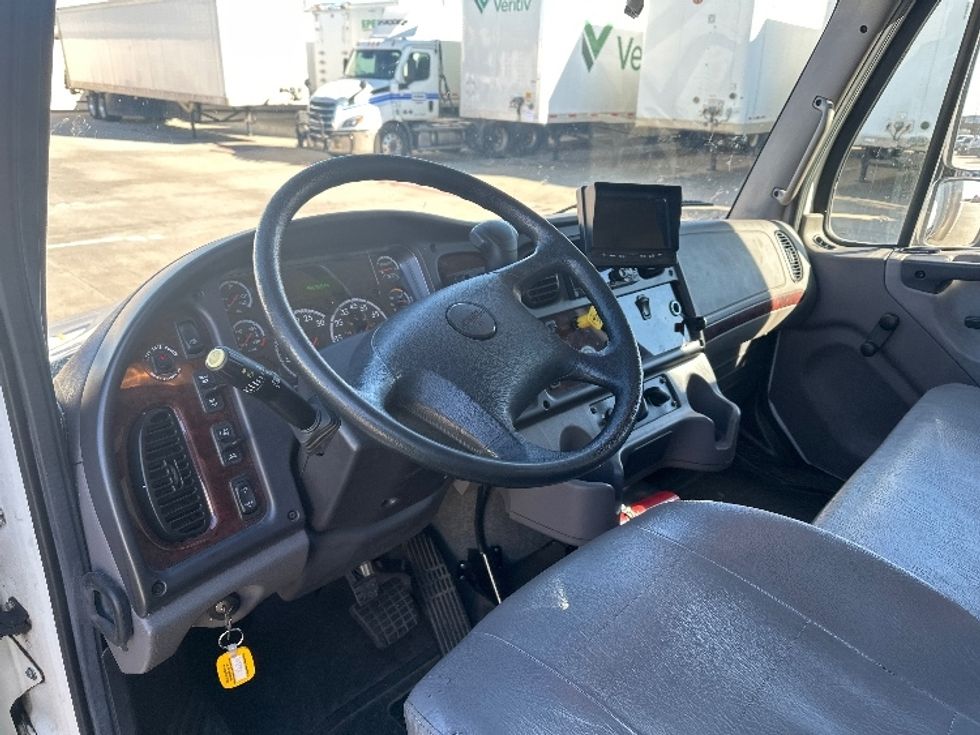 Medium Duty Box Truck-Light and Medium Duty Trucks-Freightliner-2020-M2-Carrollton-TX-54,635\n\t\tmiles-$ 70,750 - Image 17