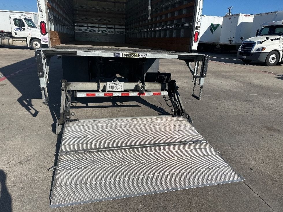 Medium Duty Box Truck-Light and Medium Duty Trucks-Freightliner-2020-M2-Carrollton-TX-54,635\n\t\tmiles-$ 70,750 - Image 9