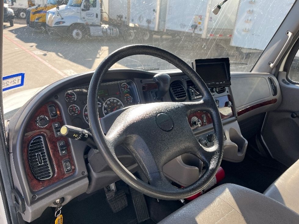 Medium Duty Box Truck-Light and Medium Duty Trucks-Freightliner-2020-M2-Carrollton-TX-56,203\n\t\tmiles-$ 70,500 - Image 12