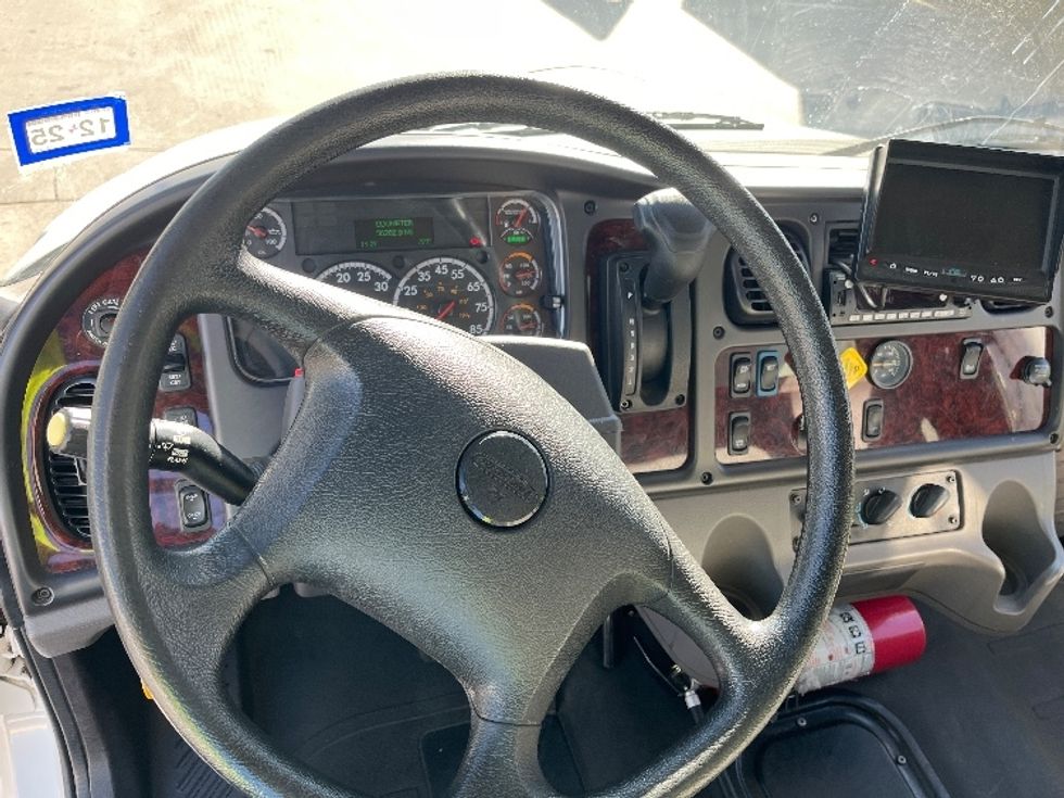 Medium Duty Box Truck-Light and Medium Duty Trucks-Freightliner-2020-M2-Carrollton-TX-56,203\n\t\tmiles-$ 70,500 - Image 13