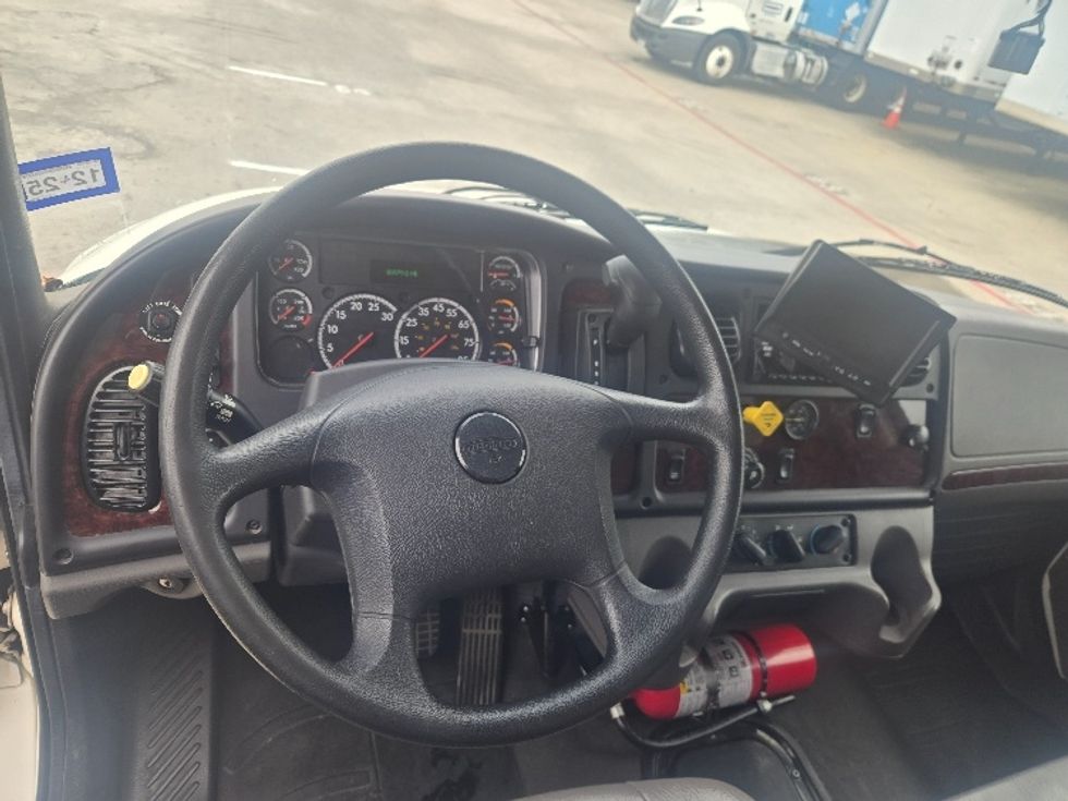 Medium Duty Box Truck-Light and Medium Duty Trucks-Freightliner-2020-M2-Carrollton-TX-60,579\n\t\tmiles-$ 70,000 - Image 18