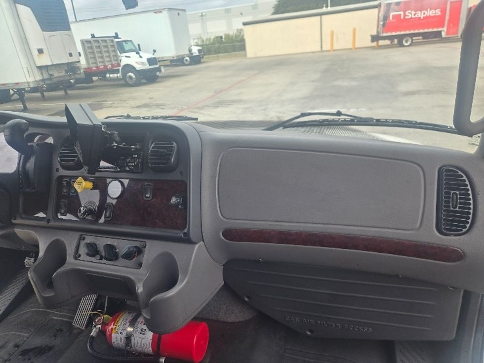 Medium Duty Box Truck-Light and Medium Duty Trucks-Freightliner-2020-M2-Carrollton-TX-60,579\n\t\tmiles-$ 70,000 - Image 21