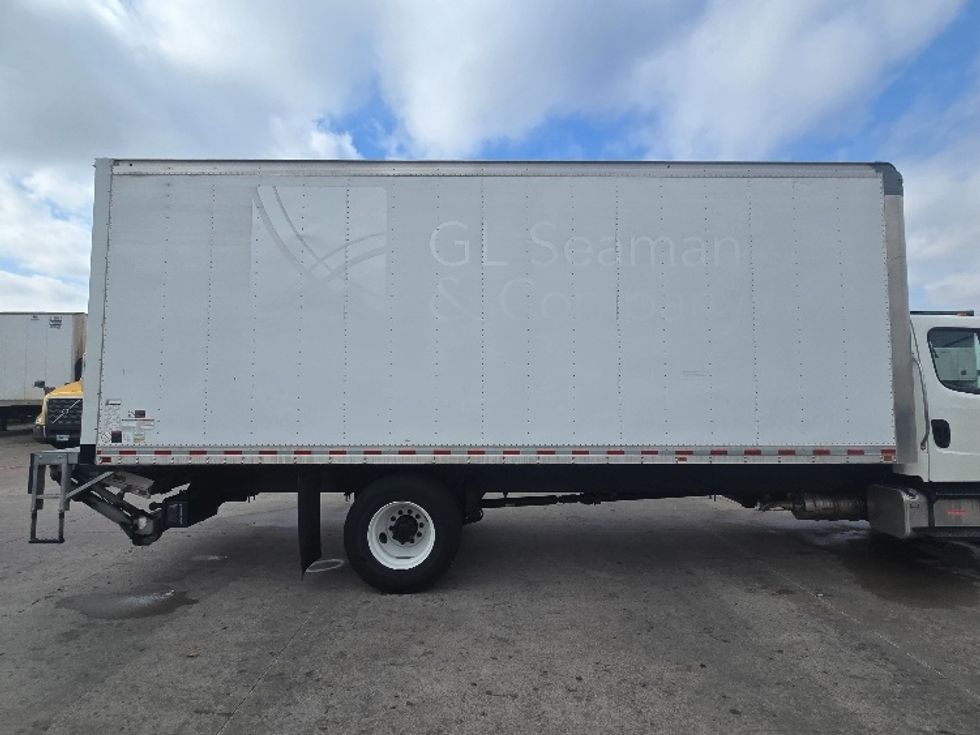 Medium Duty Box Truck-Light and Medium Duty Trucks-Freightliner-2020-M2-Carrollton-TX-60,579\n\t\tmiles-$ 70,000 - Image 28