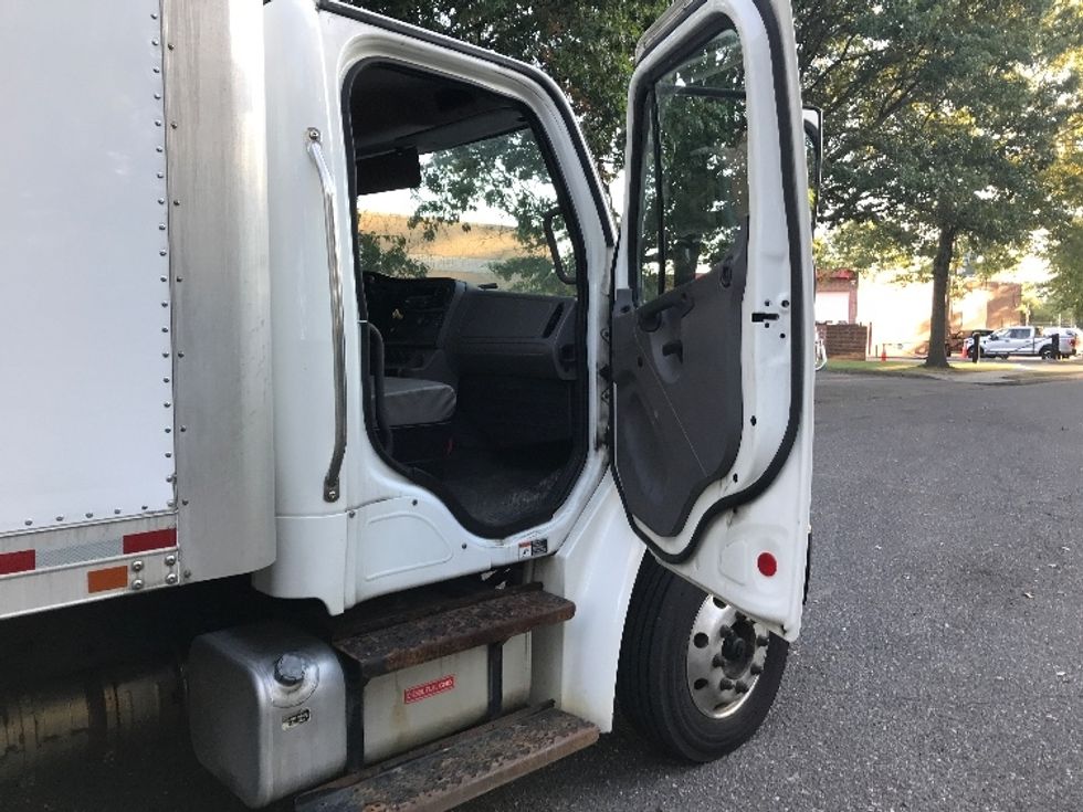 Medium Duty Box Truck-Light and Medium Duty Trucks-Freightliner-2020-M2-Central Islip-NY-224,992\n\t\tmiles-$ 31,250 - Image 20