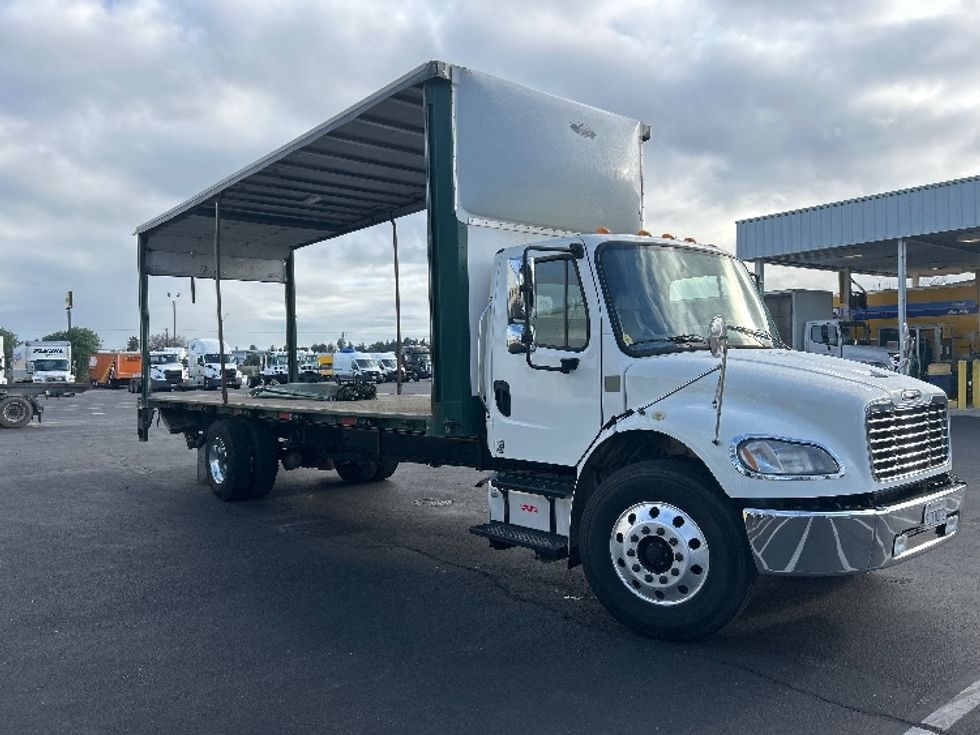 Medium Duty Box Truck-Light and Medium Duty Trucks-Freightliner-2020-M2-Ceres-CA-275,074\n\t\tmiles-$ 38,500 - Image 1