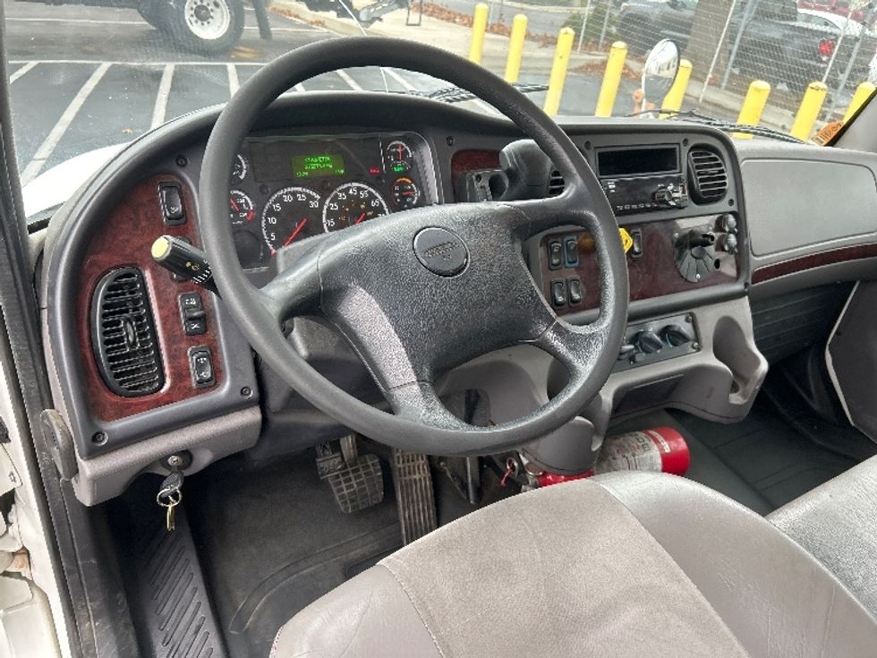 Medium Duty Box Truck-Light and Medium Duty Trucks-Freightliner-2020-M2-Ceres-CA-275,074\n\t\tmiles-$ 38,500 - Image 14