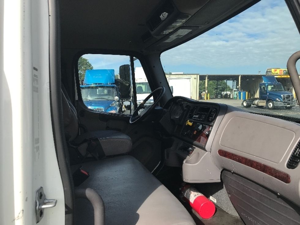 Medium Duty Box Truck-Light and Medium Duty Trucks-Freightliner-2020-M2-Charlotte-NC-124,511\n\t\tmiles-$ 60,750 - Image 21