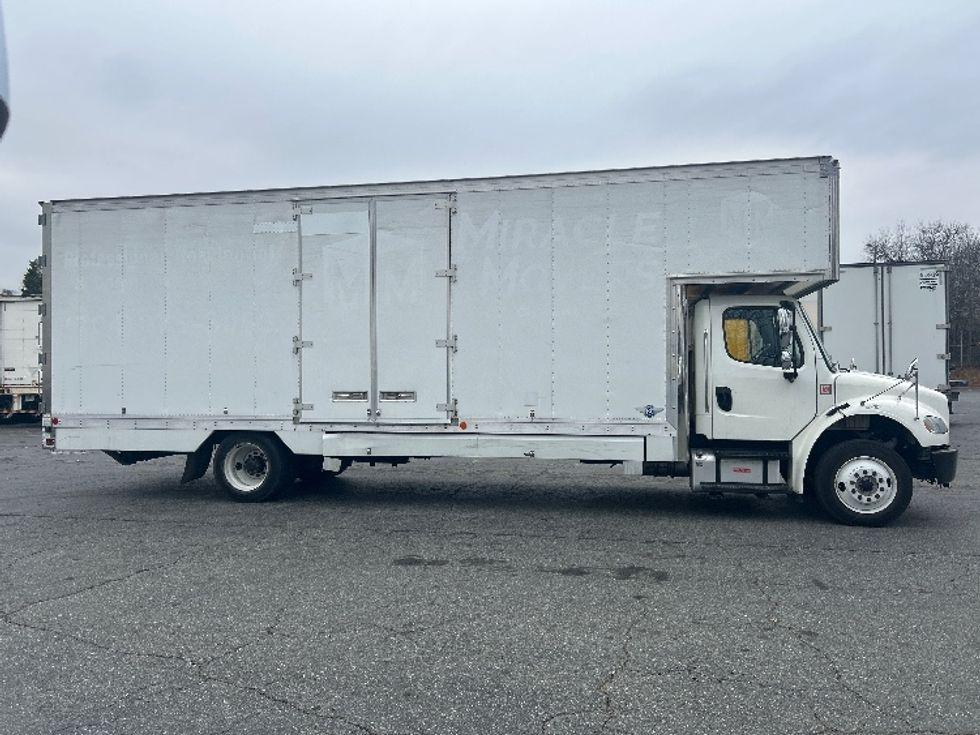 Medium Duty Box Truck-Light and Medium Duty Trucks-Freightliner-2020-M2-Charlotte-NC-141,243\n\t\tmiles-$ 70,500 - Image 15