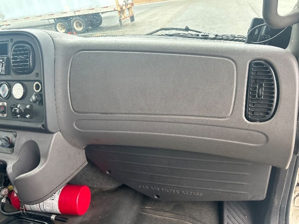 Medium Duty Box Truck-Light and Medium Duty Trucks-Freightliner-2020-M2-Charlotte-NC-141,243\n\t\tmiles-$ 70,500 - Image 21