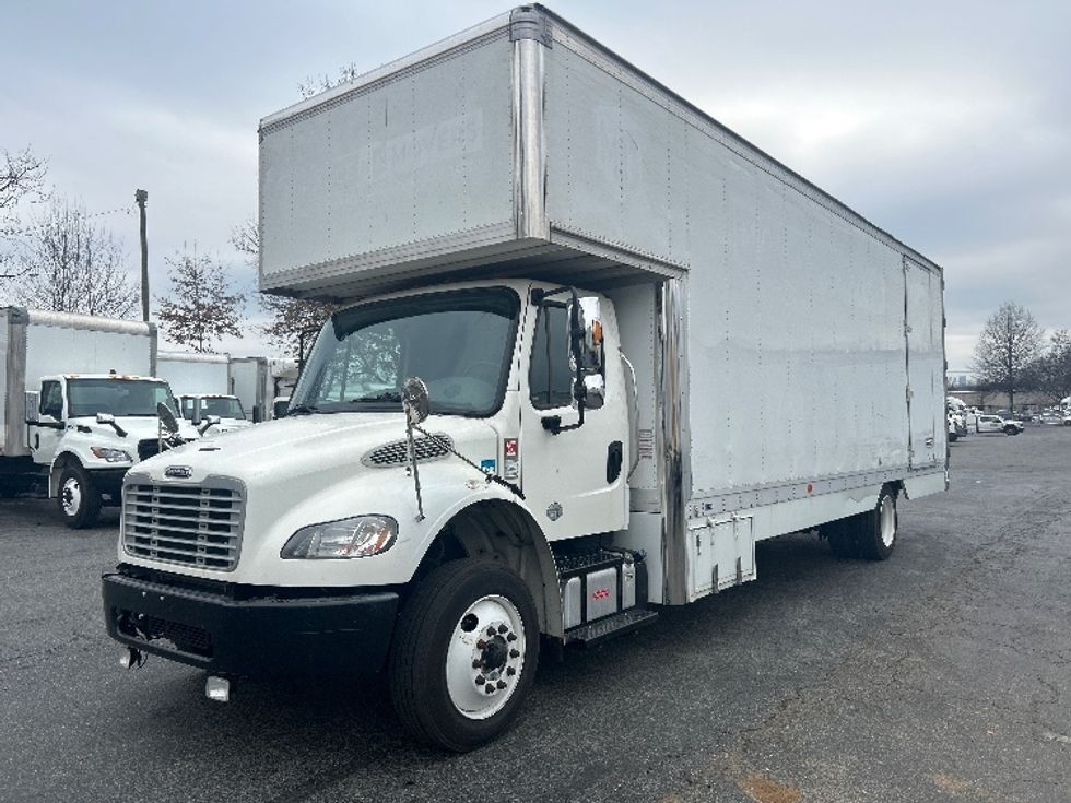 Medium Duty Box Truck-Light and Medium Duty Trucks-Freightliner-2020-M2-Charlotte-NC-141,243\n\t\tmiles-$ 70,500 - Image 3