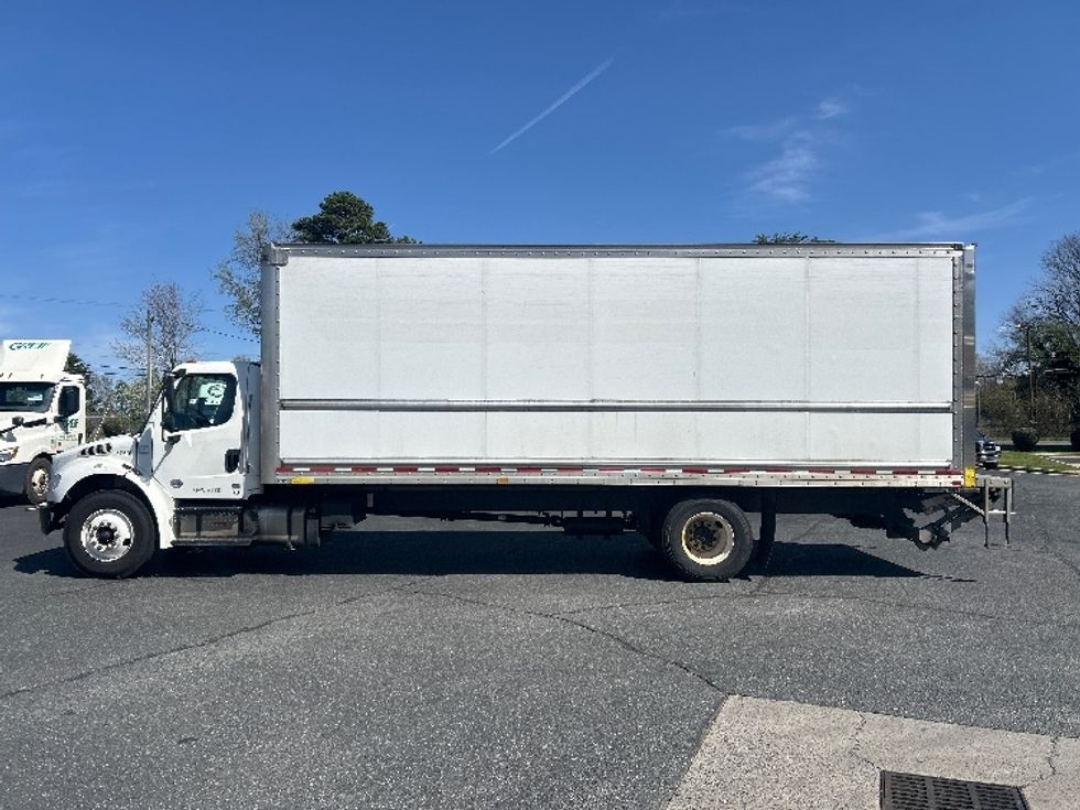Medium Duty Box Truck-Light and Medium Duty Trucks-Freightliner-2020-M2-Charlotte-NC-206,873\n\t\tmiles-$ 48,500 - Image 4