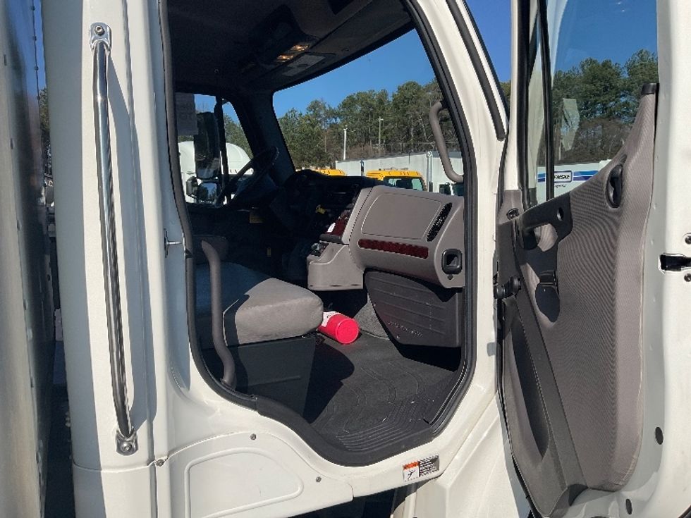 Medium Duty Box Truck-Light and Medium Duty Trucks-Freightliner-2020-M2-Chattanooga-TN-180,020\n\t\tmiles-$ 50,000 - Image 18