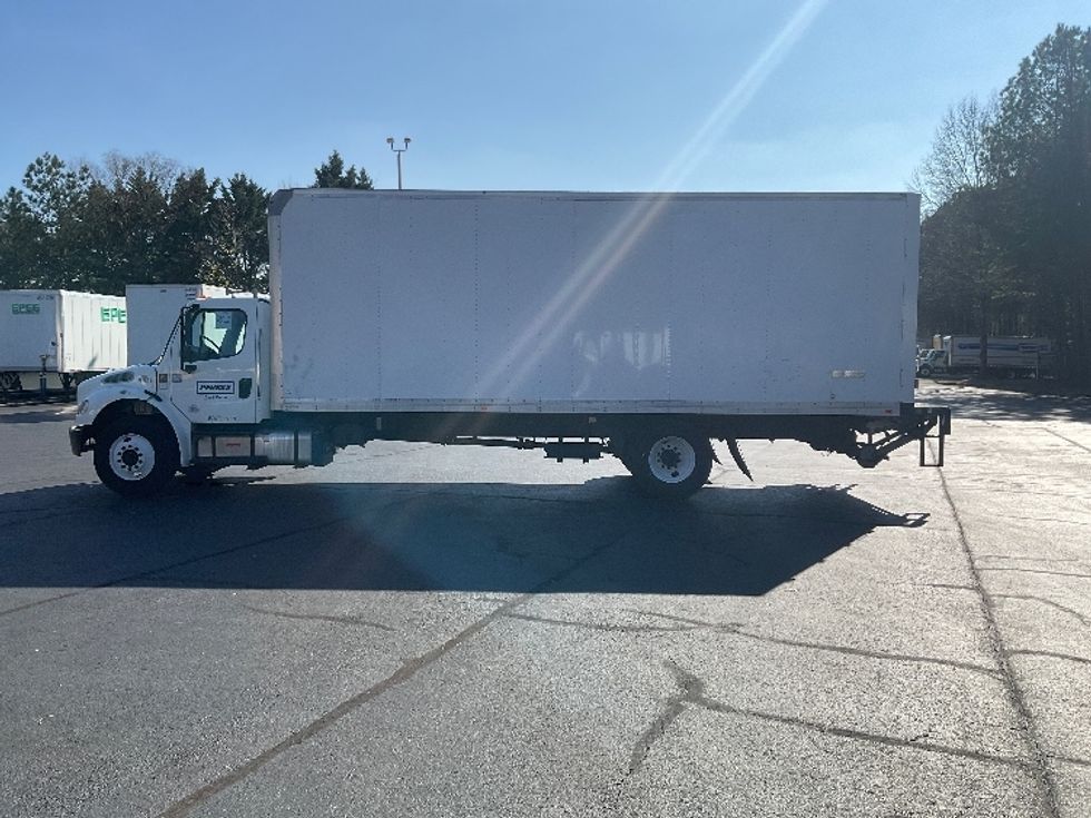 Medium Duty Box Truck-Light and Medium Duty Trucks-Freightliner-2020-M2-Chattanooga-TN-180,020\n\t\tmiles-$ 50,000 - Image 4